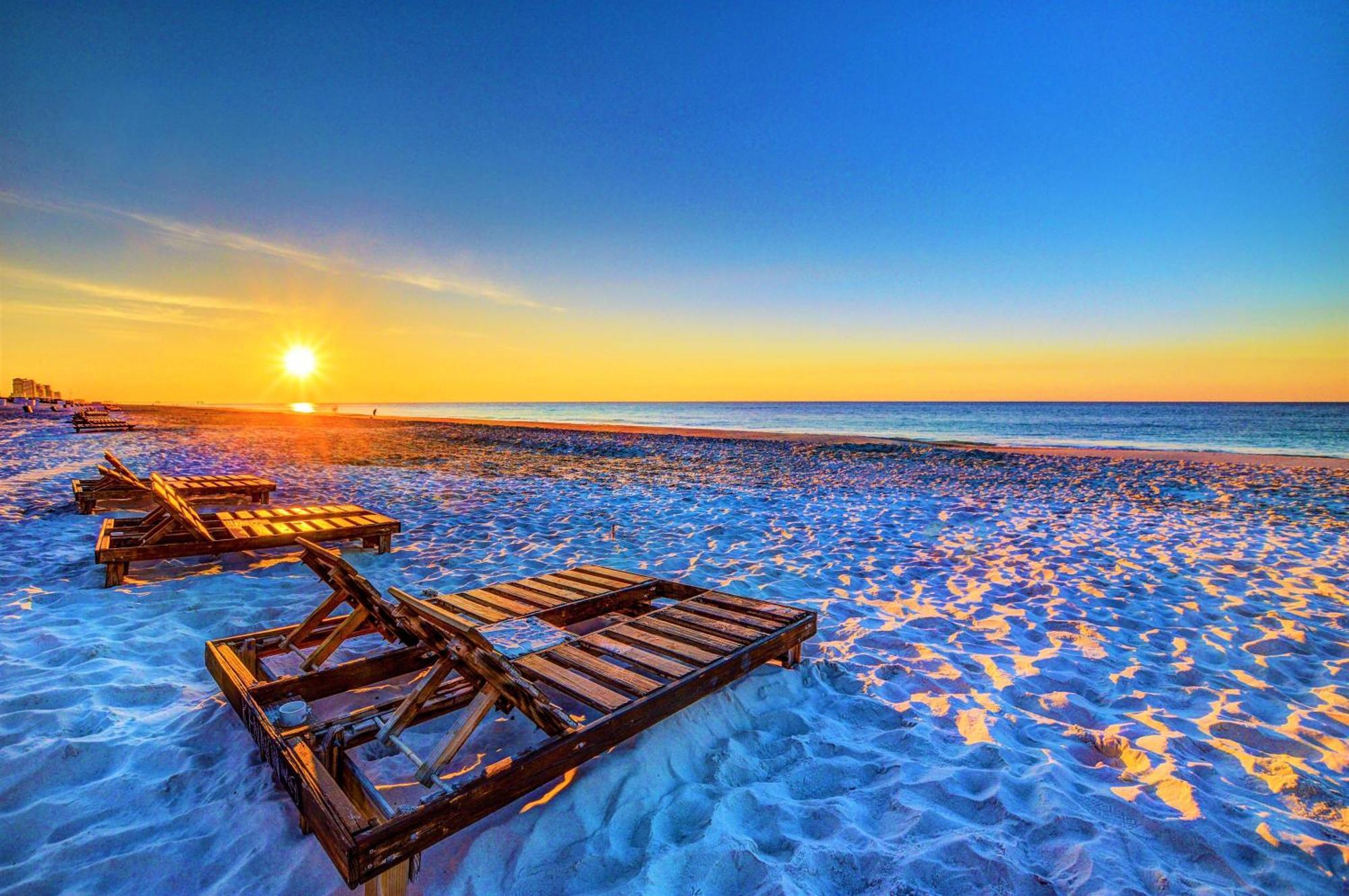 The Beach Is Only Steps Away Gulf Shores Exterior photo