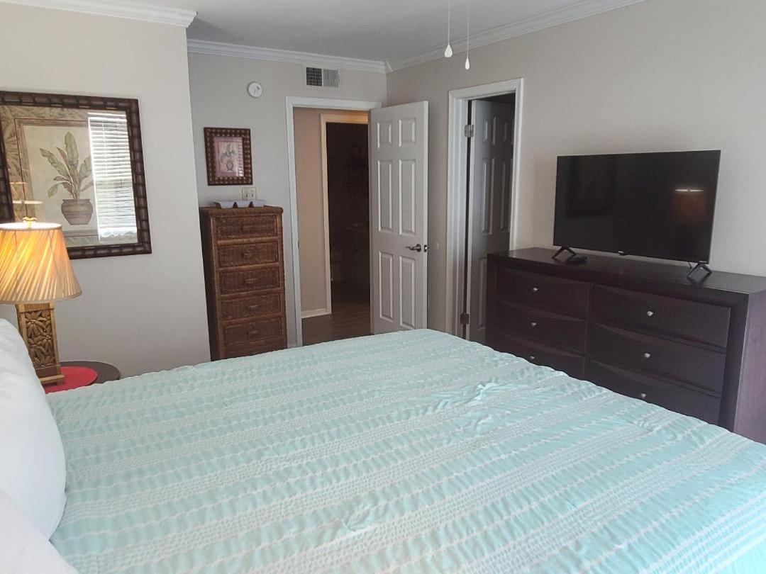 The Beach Is Only Steps Away Gulf Shores Exterior photo