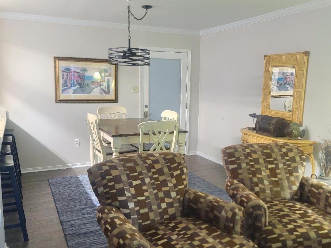 The Beach Is Only Steps Away Gulf Shores Exterior photo